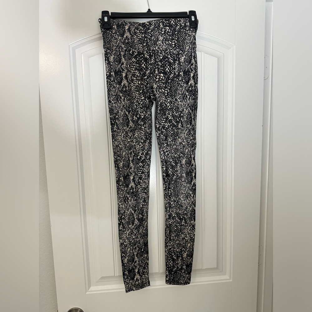 SPANX LEGGINGS!!